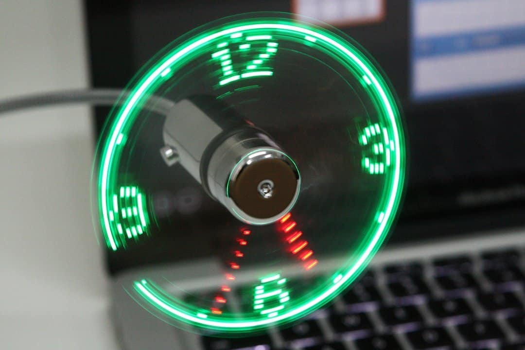LED Fan Clock
