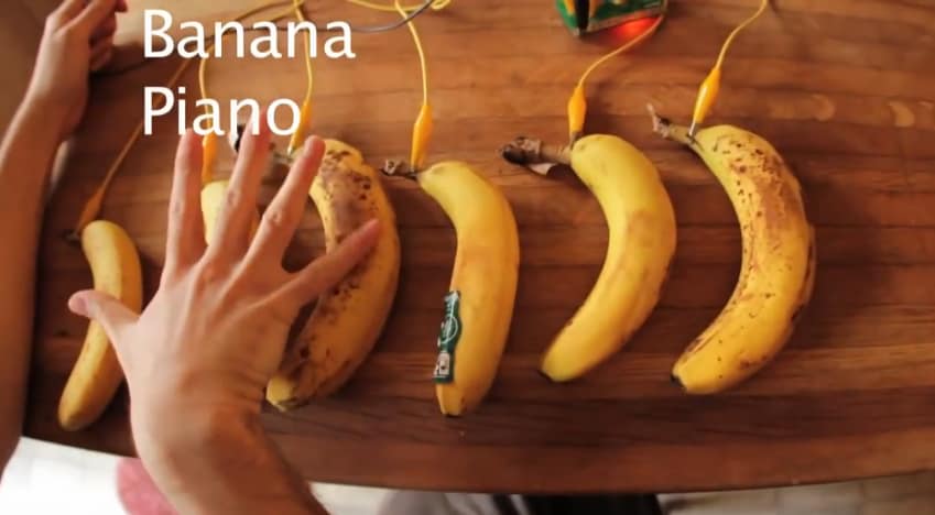 MaKey MaKey The Original Invention Kit for Everyone Banana Piano