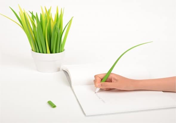 Grass Leaf Pen Novelty Item Grass Leaf Pen Novelty Item