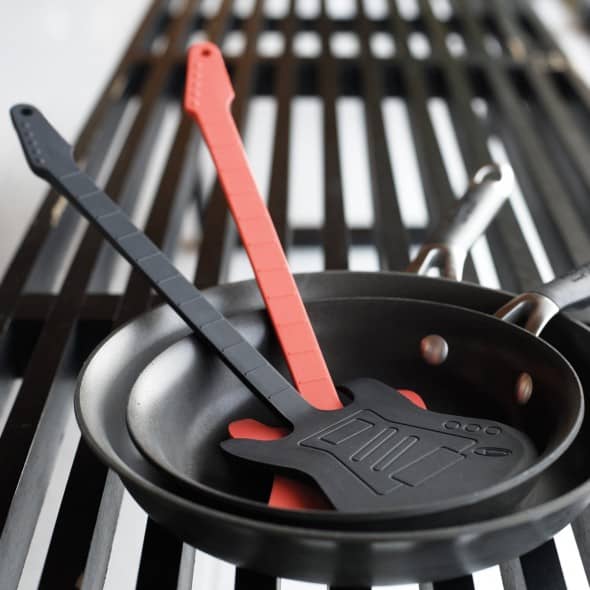 GAMA GO Flipper Silicone Guitar Spatula Cool Kitchen Accesssory Novelty Item GAMA GO Flipper Silicone Guitar Spatula Cool Kitchen Accesssory Novelty Item