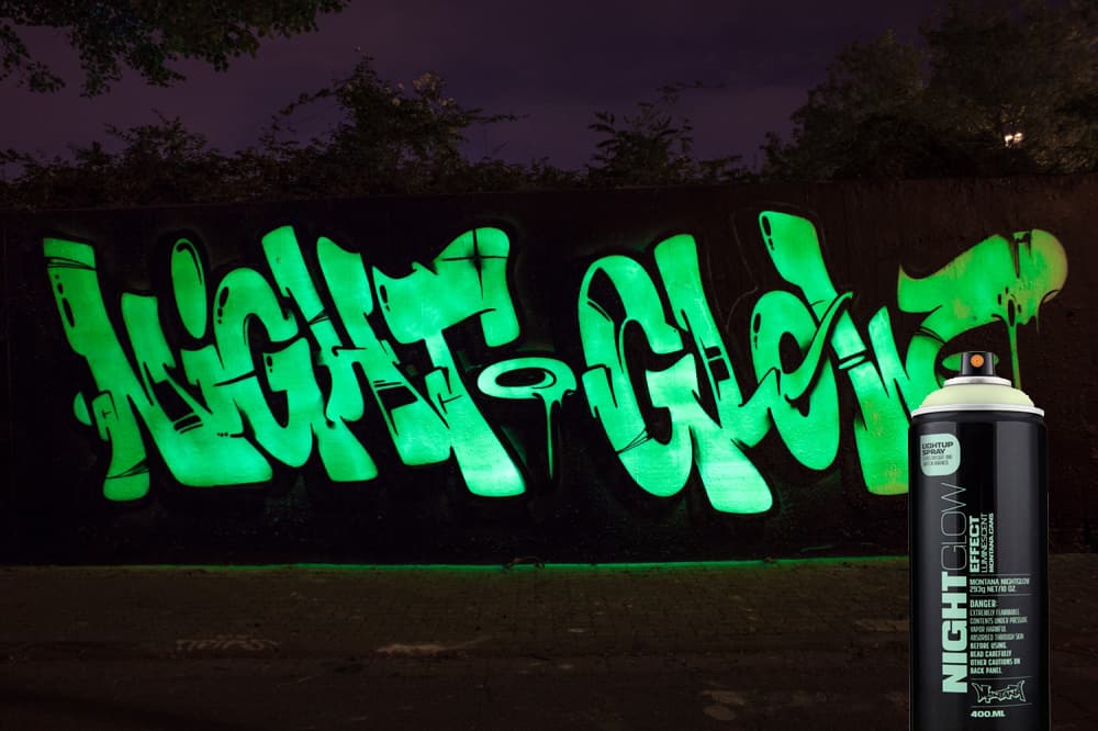 Montana Night Glow Spray Paint Cool Street Art Green Tag Grafitti 400ml Can