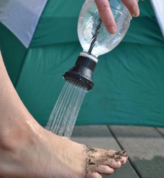 Simple-Shower-How-to-Wash-your-Feet