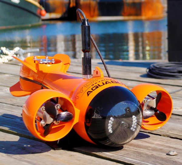 HydroView-Remote-Controlled-Underwater-Vehicle-Video-Camera-HD-Photos-Exploration