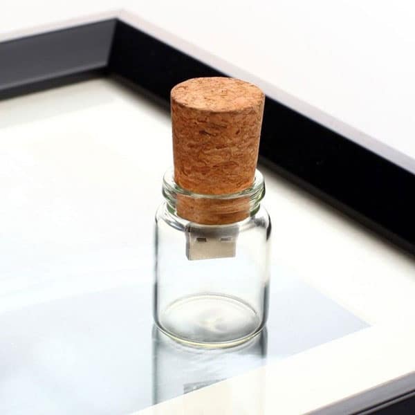 Message-in-a-Bottle-USB-Flashdrive-Buy-Cool-Gift-for-Techie