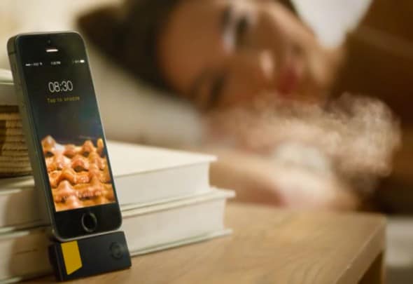 Oscar Mayer Bacon-Scented iPhone Alarm Clock Novelty Oscar Mayer Bacon-Scented iPhone Alarm Clock Novelty