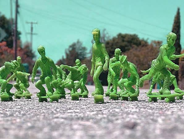AJs-Toy-Boarders-Skater-Mini-Figures-Unique-Toy-to-Buy Like Army Soldier