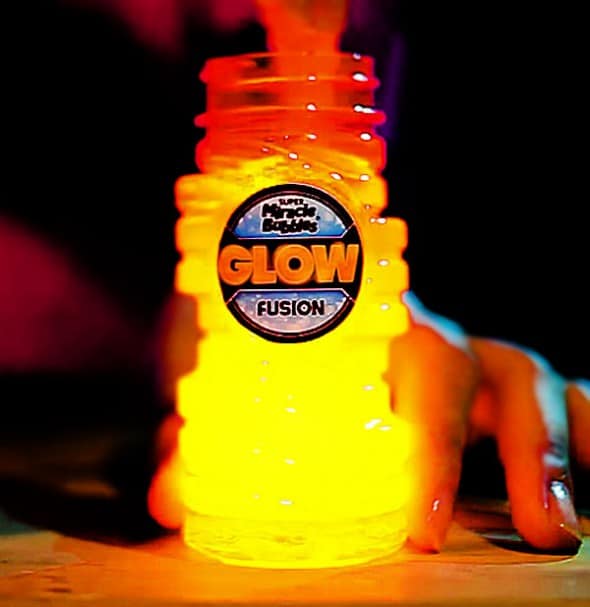 Super Miracle Bubbles Glow Cool Outdoor Activity to Do Super Miracle Bubbles Glow Cool Outdoor Activity to Do