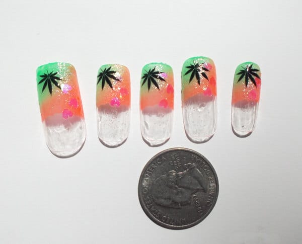 Bio Lumi Nails Cannabis Leaf Removable