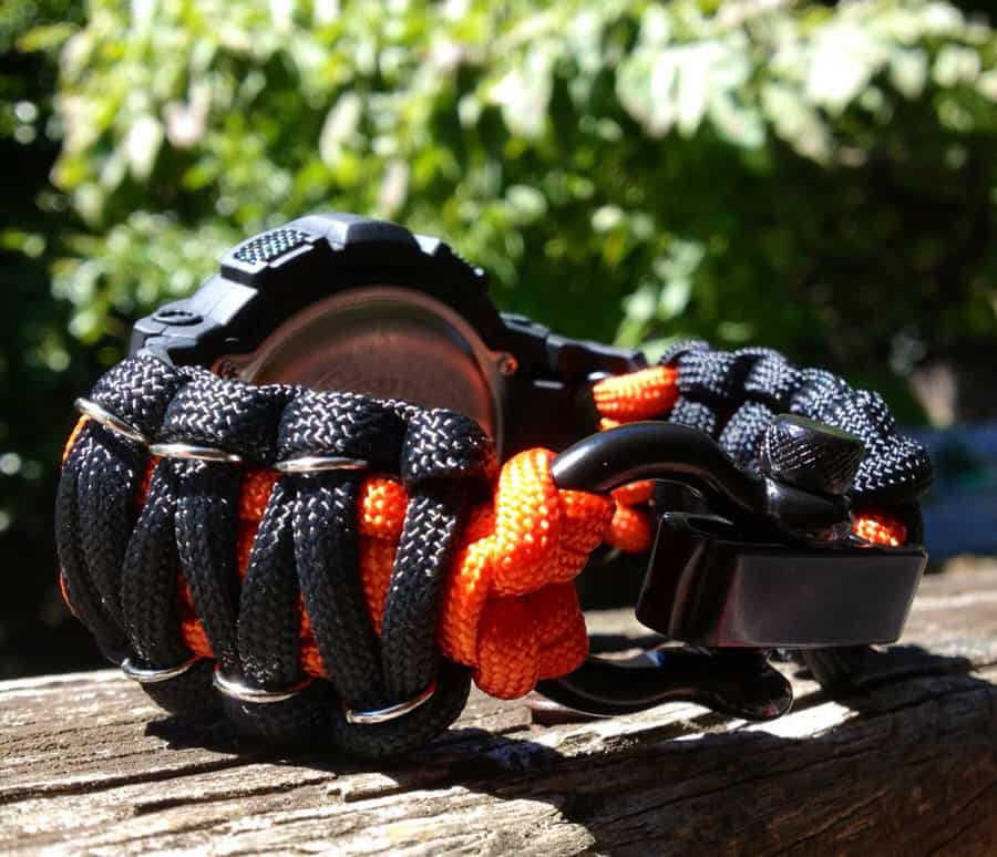 Flips Tactical 550 Gear Paracord Armitron Watch Camping Gear to Buy