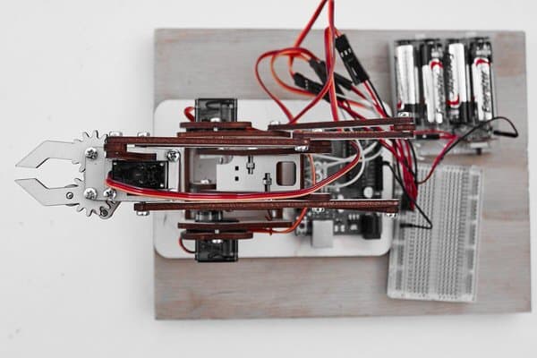 Microbot Labs MeArm DIY Robot Arm Kit Neat Little Machine