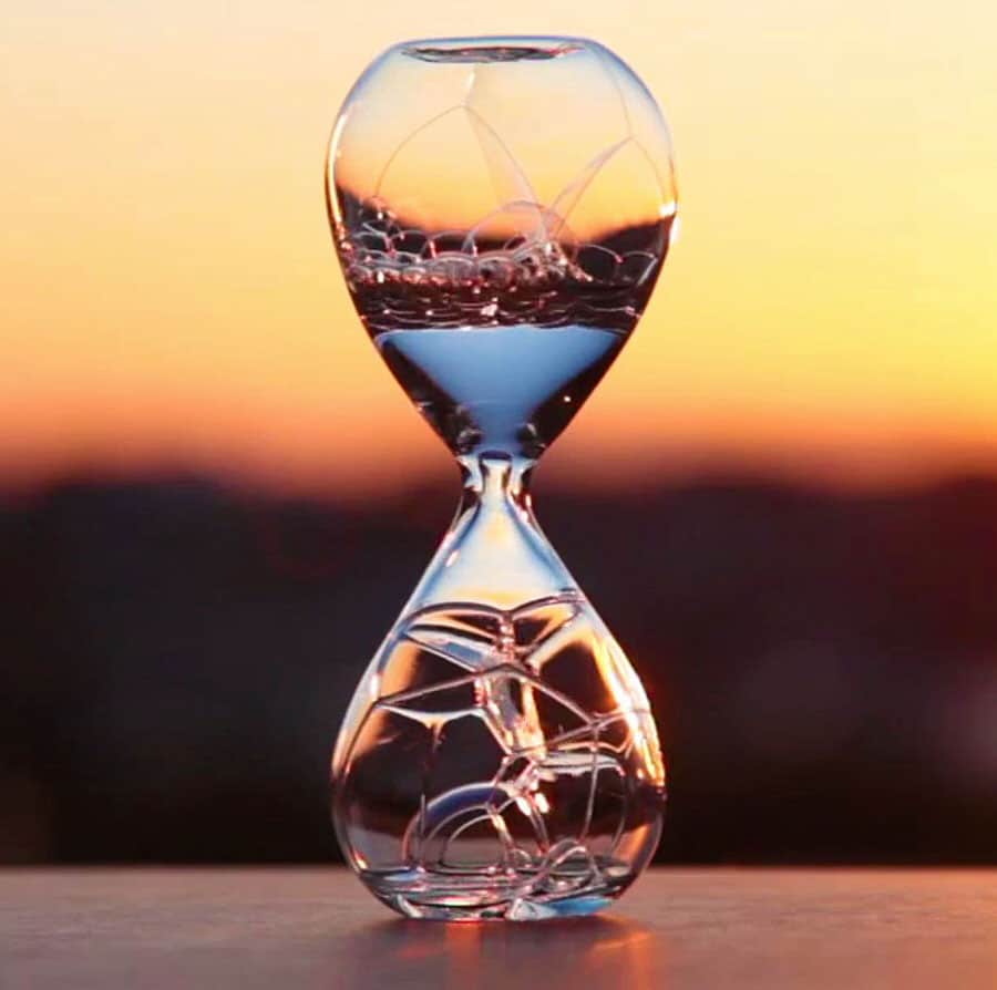 Studio Note Awaglass Hand-blown Timer Bubble Hourglass Intriguing Product