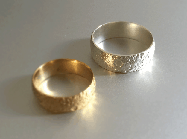 Cunicode 3D Printed Moon Ring Gold and Silver