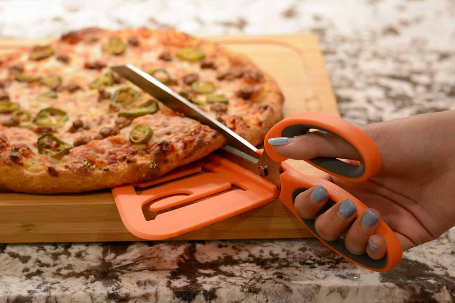 Kitchen Maestro Pizza Scissors Cool Kitchen Gadget