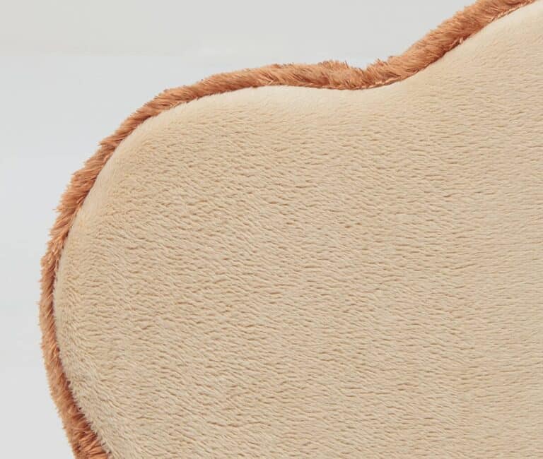 Cellutane Panzaisu Bread Floor Chair Fur Texture Detail