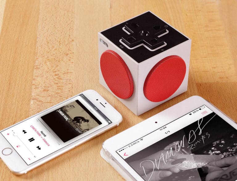 8BitDo Retro Nes Cube Speaker Wireless Bluetooth Connection