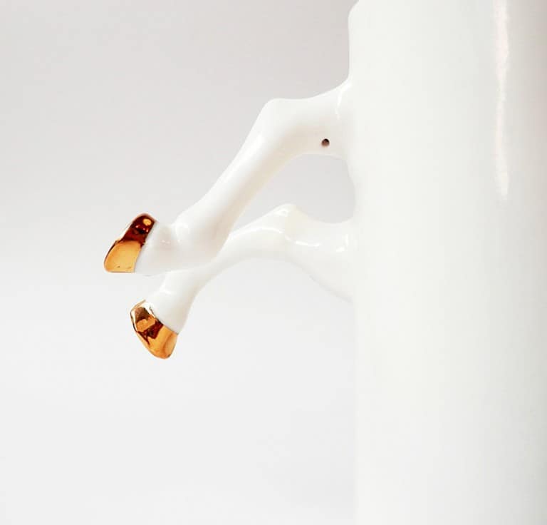 Barceramics White Ceramic Mug with Gold Hooves 3D Horse Kick Glass Mug