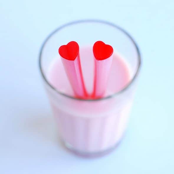 Suck UK Heart Shaped Straws Gift Idea for Fun Suck UK Heart Shaped Straws Gift Idea for Fun