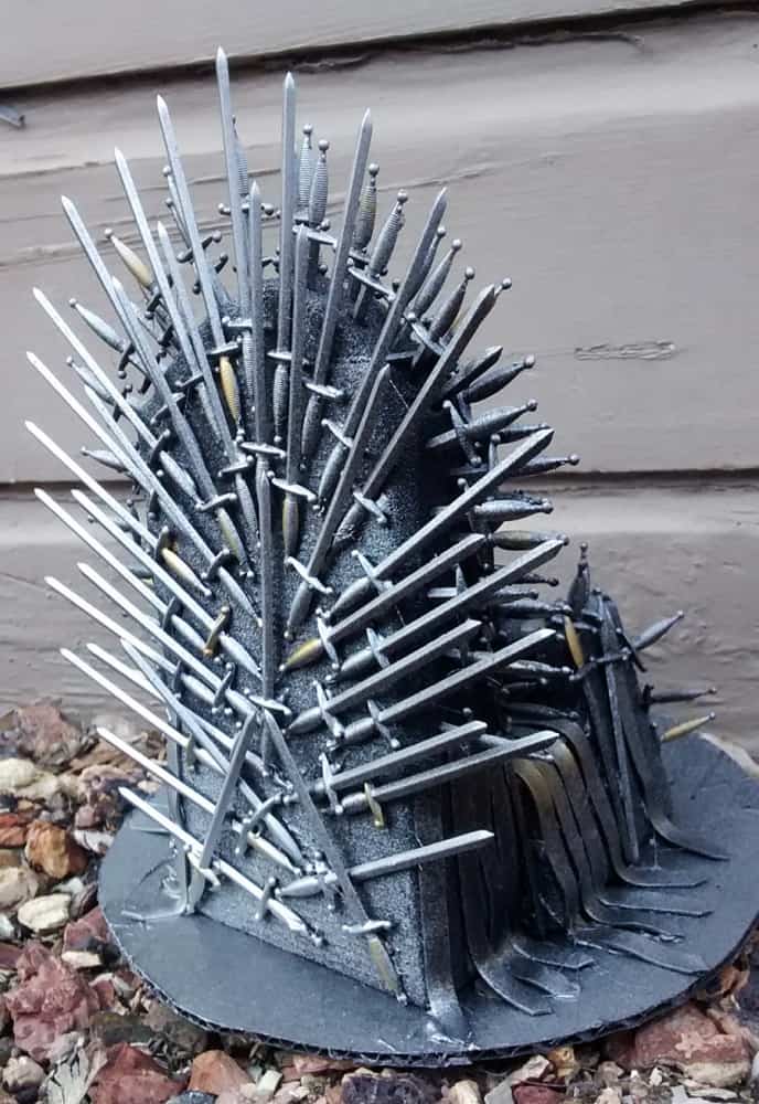 Pay The Iron Price Iron Throne Phone Holder Cool Mobile Stand