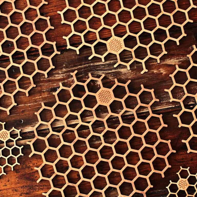 BU Bamboo Honeycomb Place Mat & Coaster Set Novelty Item