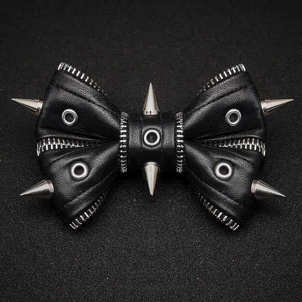 jake-simpson-spikes-zippers-bow-tie-men-accessories jake-simpson-spikes-zippers-bow-tie-men-accessories