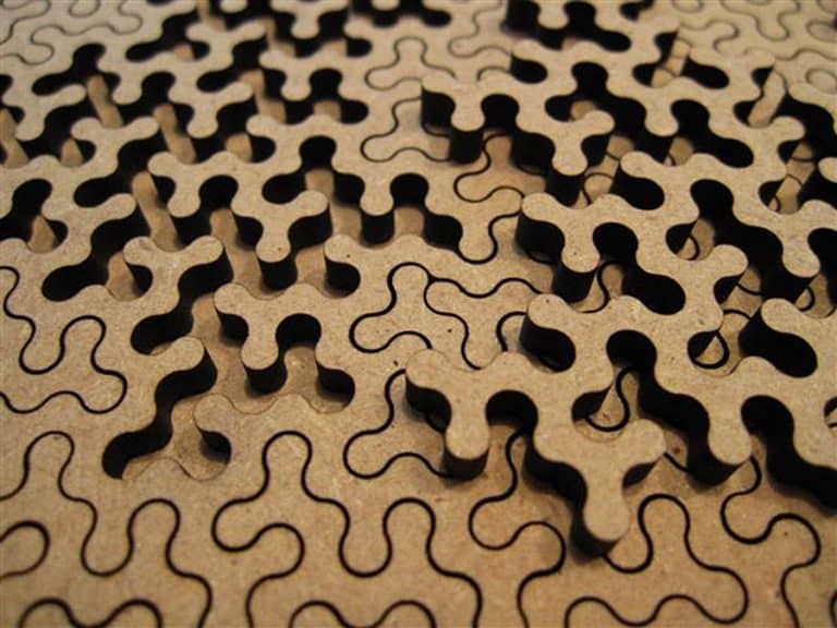 laser-exact-fractal-jigsaw-puzzle