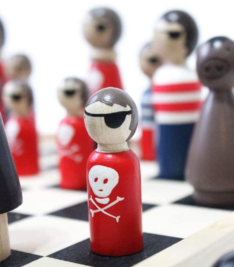 goosegrease-pirates-vs-ninjas-wooden-chess-set-unique-chess-set