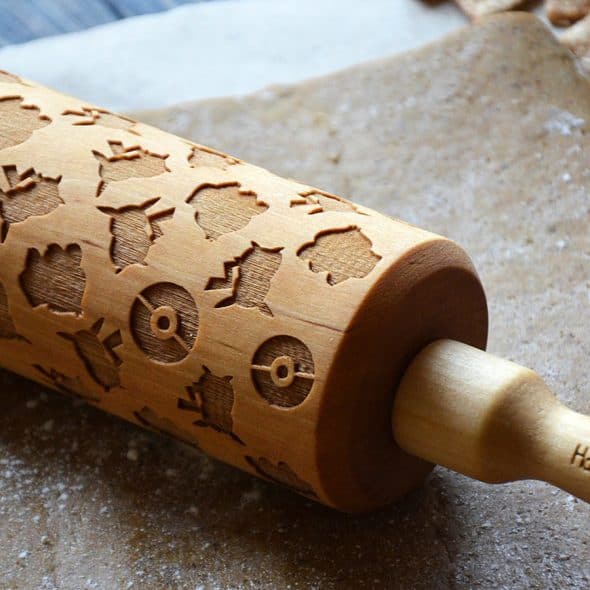 happy-rolling-pin-pokemon-pikachu-wooden-rolling-pin-baking-tools happy-rolling-pin-pokemon-pikachu-wooden-rolling-pin-baking-tools