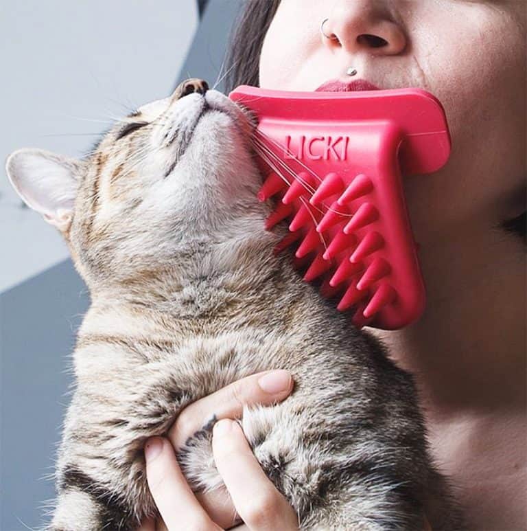 pdx-pet-design-licki-cat-brush-food-grade-silicone