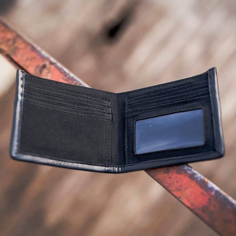 Tidal Vision Alaska Salmon Leather Billfold Wallet Mens Product