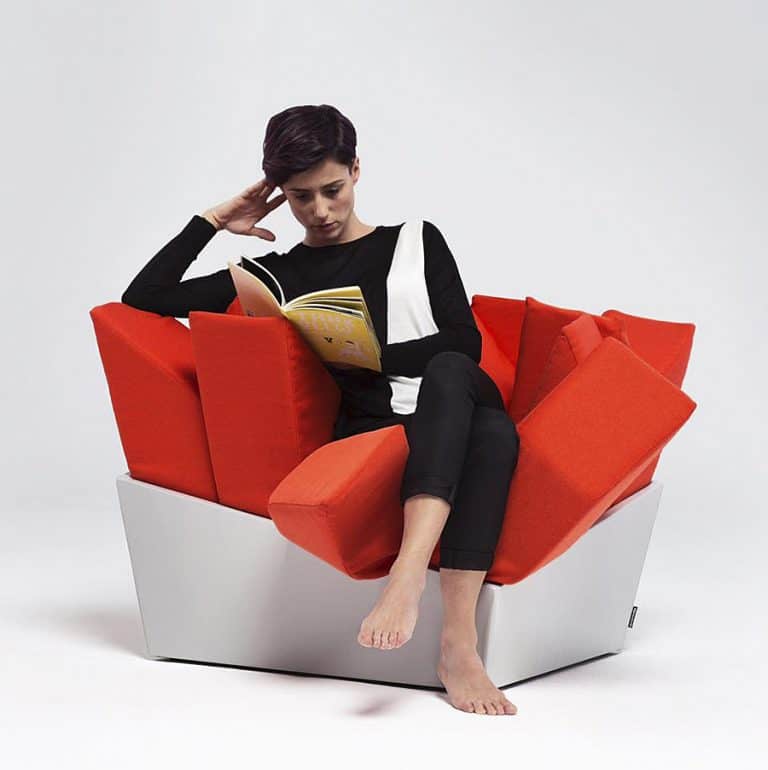 Manet Easy Chair Innovative Product