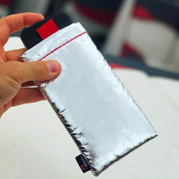 Phoozy Thermal Phone Pouch Protection Phoozy Thermal Phone Pouch Protection