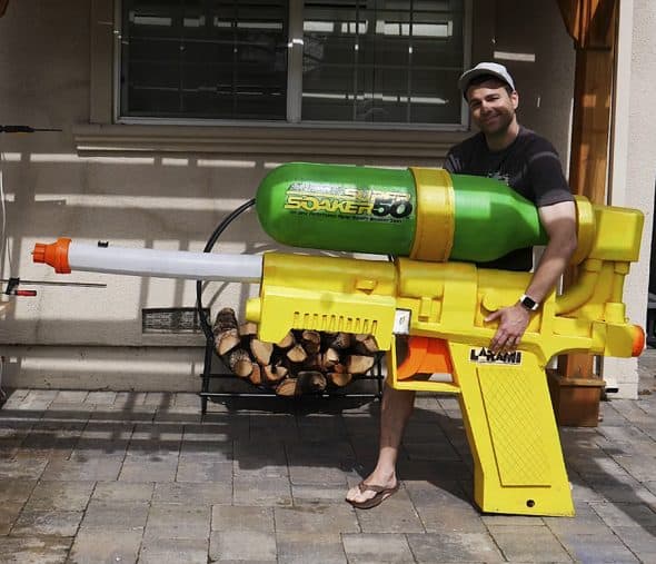 World's Largest Super Soaker by Mark Rober Toy World’s Largest Super Soaker by Mark Rober Toy