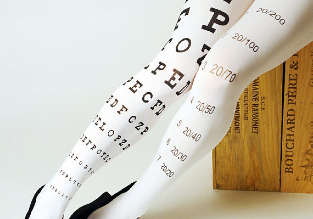 Чулочки на красивых ножках. Алеся бардаш блэк стокингс. Тест чулки. Колготки женские прозрачные. Колготки с рисунком.