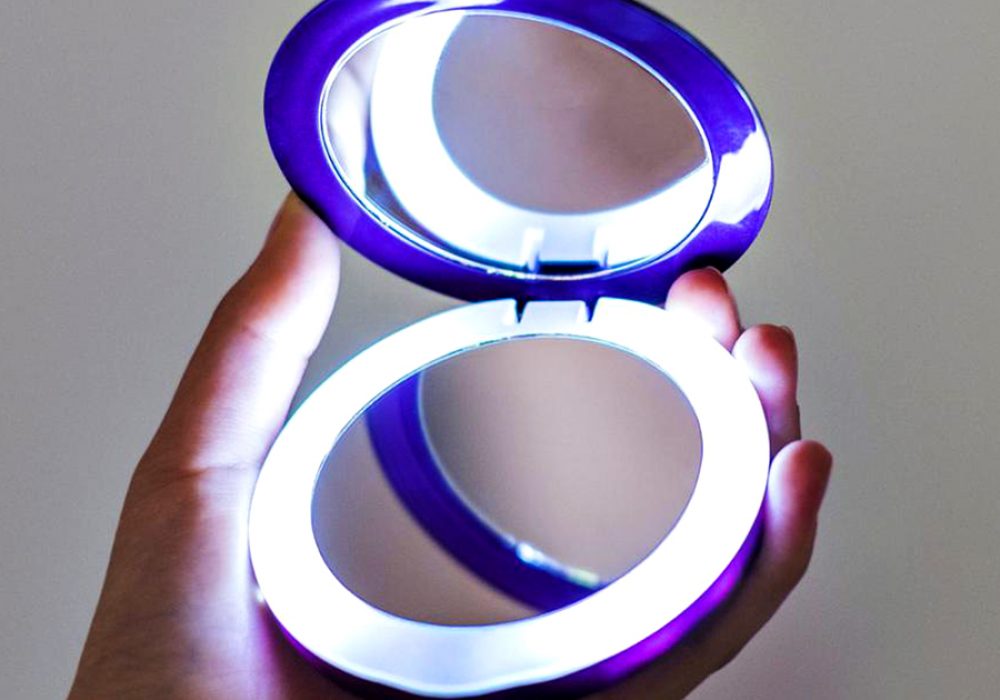 Hyper Pearl Compact Mirror NoveltyStreet